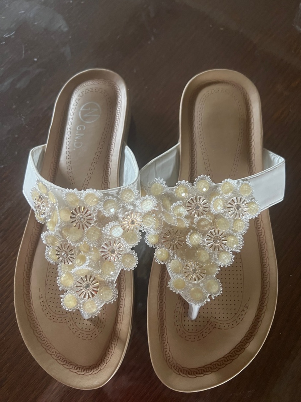 G by Guess White Floral Embellished Thong Sandals with Gold Accents